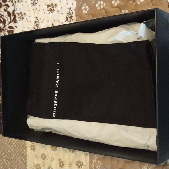 ❗SOLD❗NWB Giuseppe Zanotti Blabber Sneakers - Picture 8 of 10